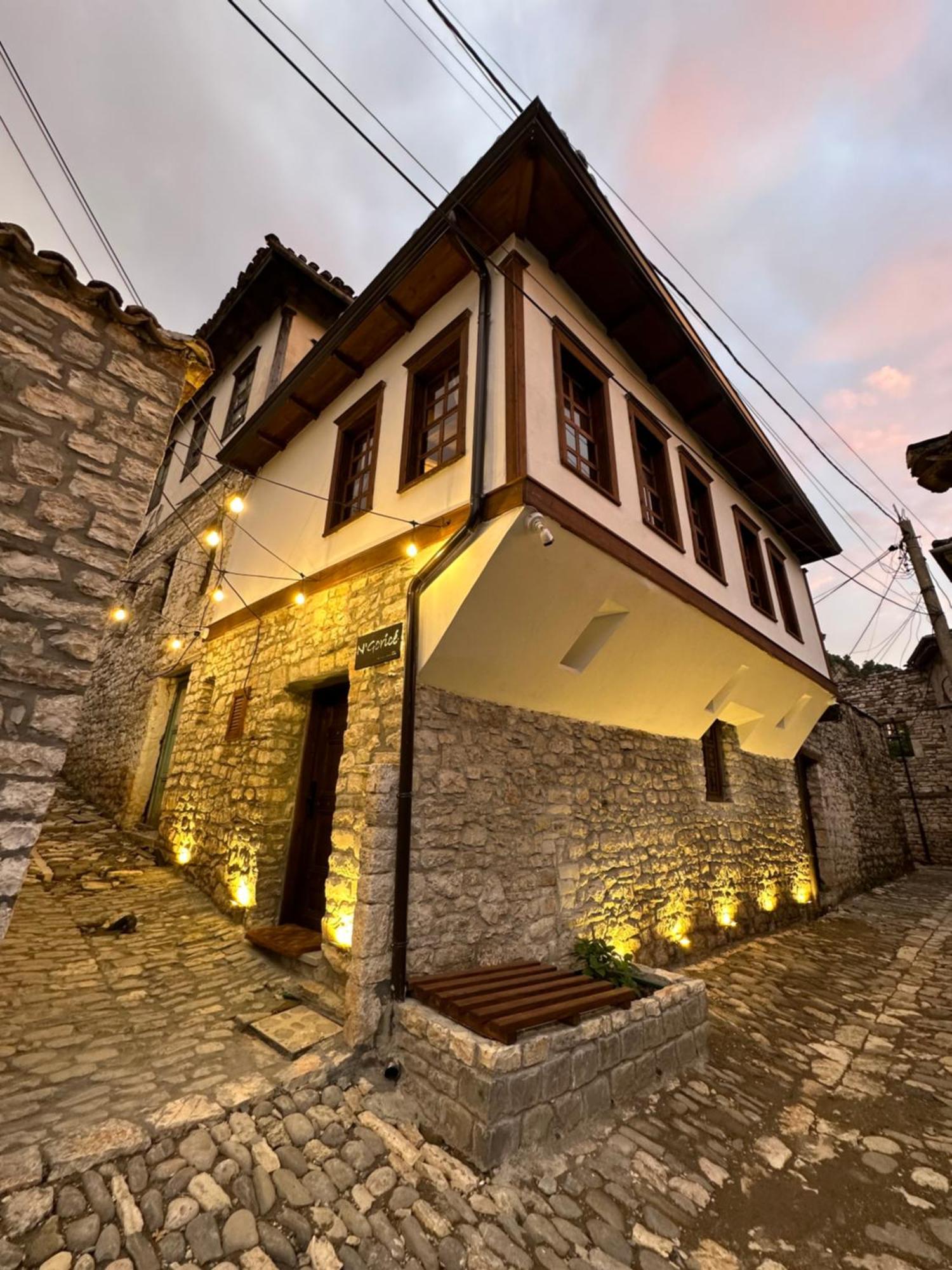Hotel N'Gorice Berat Exteriér fotografie